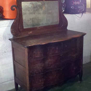 What can you tell me about this dresser?