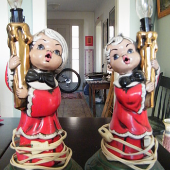 1969 Fres-o-lone Christmas figural lamps