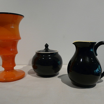 CZECH KRALIK TANGO VASE - Art Glass
