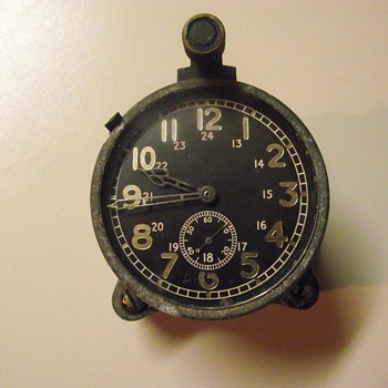 Vintage unknown clock with 2.5 in face