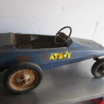 Metal Pedal Car - Model Cars