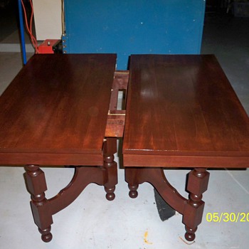 THIS TABLE IS 100 PLUS YEARS. - Furniture