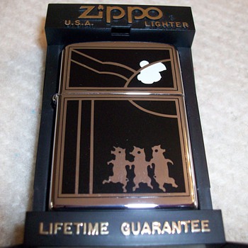 Three Little Pigs Dancing In The Moonlight Lighter - Tobacciana