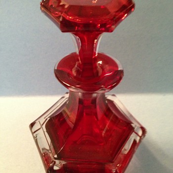 Cranberry perfume - Bottles
