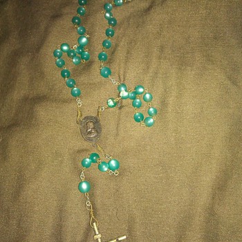 Make neck look good - Costume Jewelry