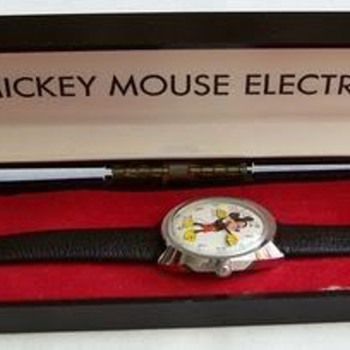 1970-71 Electric Timex Mickey - Wristwatches