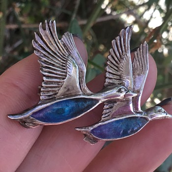 Norman Grant Silver Enamel Swan Brooch - Fine Jewelry