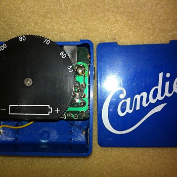Candies am radio vintage from 19?? . I've had this for a while it's just so basic I thought somebody else might remember these.