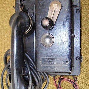 Old Crank-Type Phones - Telephones