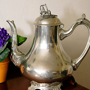 Heirloom Tea Pot - Art Nouveau