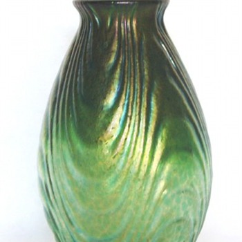 Loetz Esmeralda - a new decor identified - Art Glass