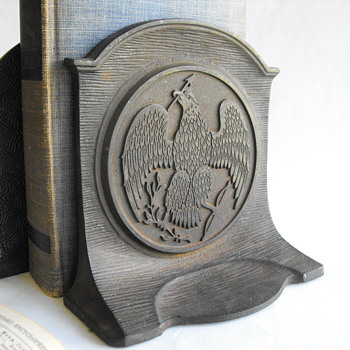 Heavy Eagle Bookends