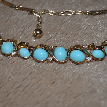 Robin's egg blue faux turquoise necklace - Trifari