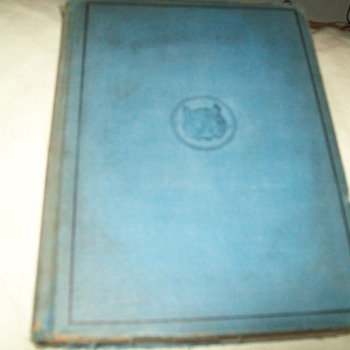 Alice's Adventures in Wonderland and Through the Looking Glass , Lewis Carroll