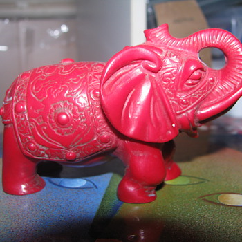 Coral red elephant - Animals