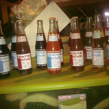 Towne club I have a little more then a full case of full bottles and about 5 empty bottles