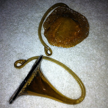 Antique Vases??? I don't know what these are.  Does anyone know?   