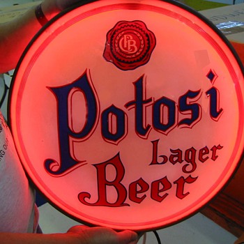 Potosi convex glass lighted sign-WI. - Signs