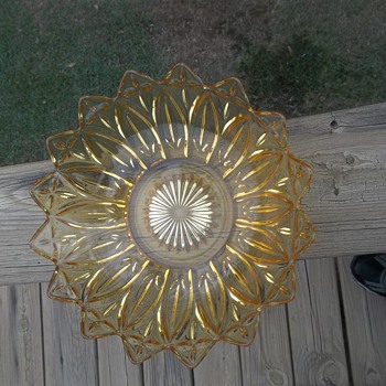 Sunflower Glass Dish - Glassware