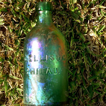 *****Old  pontiled mineral water bottle.*****
