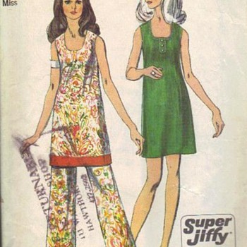 Some Retro 70s Groovy Favorites of mine - Sewing