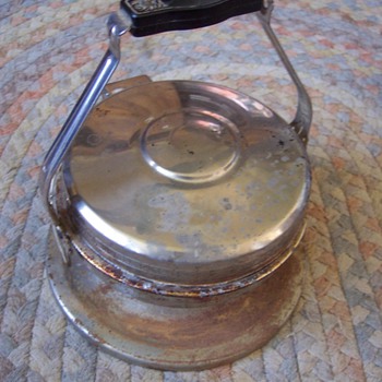 Found Westinghouse WD-2 Waffle iron - Kitchen