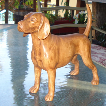 CERAMIC FIGURINE LAB DOG? - Animals