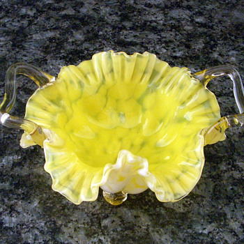 Very Small Kralik Bowl - Art Glass