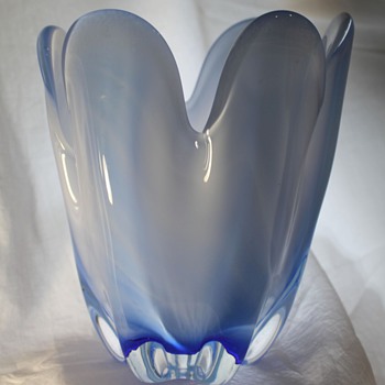 Another Hineri (Iwatsu) Vase - Art Glass