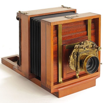 Wing’s View Camera. 1887 - Cameras