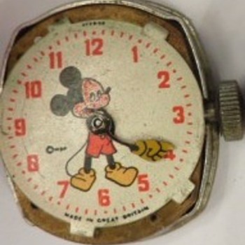 my fave mickey mouse watch