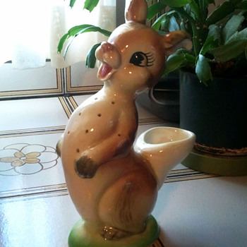 A Bunny...?? What on earth is this used for? - Figurines