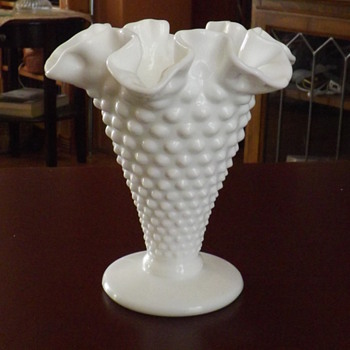 FENTON PIECES - Art Glass