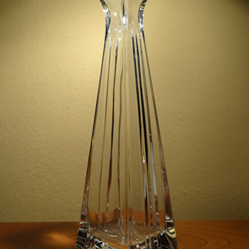 TIFFANY &CO.  CRYSTAL VASE "10" (1ITEM) - Art Glass