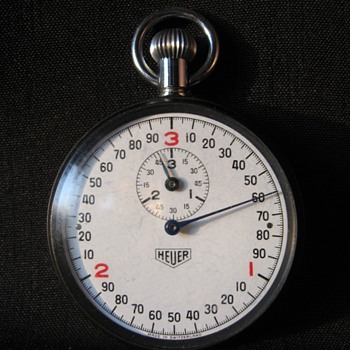 VINTAGE HEUER SWISS  C.1960S (1 ITEM) STOPWATCH - Pocket Watches