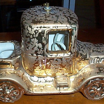 VINTAGE MCCOY TV LAMP