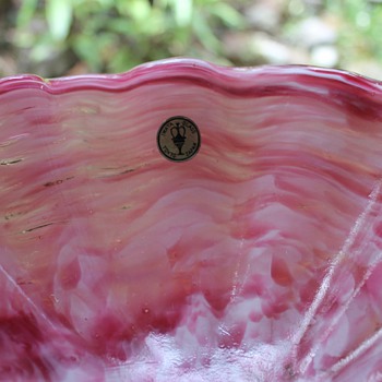 Iwata Toshi designed glass bowl - Art Glass