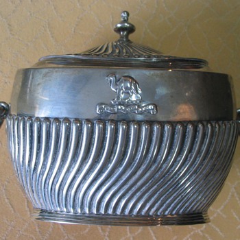 Silver tea or sugar caddy for Worshipful Company of Grocers