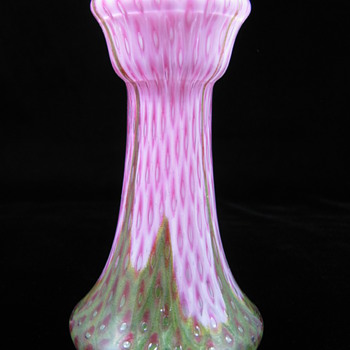 Art Deco Czech glass Vase, Pink with Green applied "Flame" ca. 1930's - Art Glass