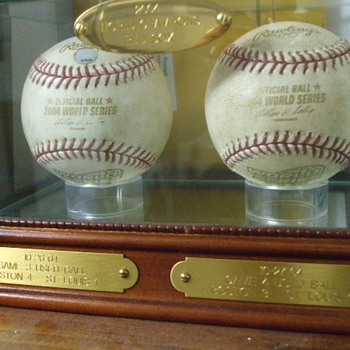 2004 World Series Game Used Baseballs from Games 3 and 4
