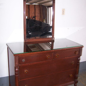 Vintage dresser i think from the 20's or 30's