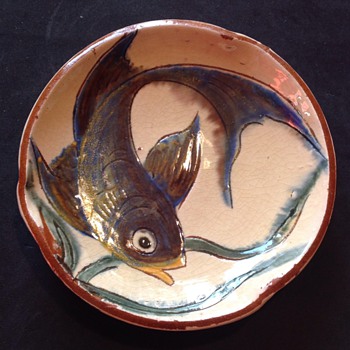 Small Puigdemont dish - Art Pottery