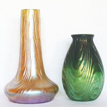 LOETZ WAVE OPTIC: DECOR AND A SURFACE PATTERN. - Art Glass