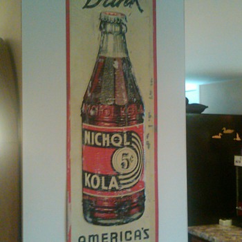 Nichol Kola sign number 2