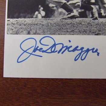 Joe Dimaggio autographed photograph