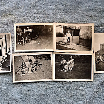 1950s-holiday photos.in the uk seaside towns. - Photographs