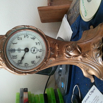 c. 1890's mantle clock. - Clocks