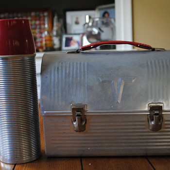American Thermos Bottle Company Tin Dome Lunch Box - Kitchen