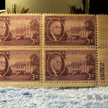 1945 Roosevelt 3¢ Stamps - Stamps