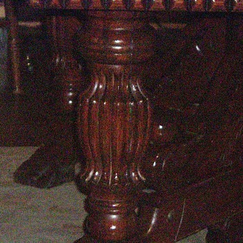 oak table carved five leg  dinning table